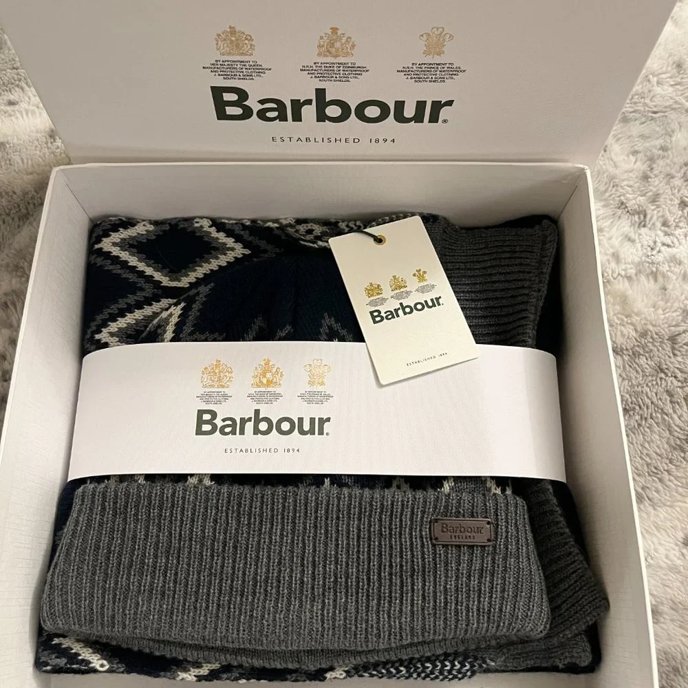 BARBOUR ELWICK FAIR ISLE  Great Gift 🎁! BEANIE AND SCARF SET MSRP$105